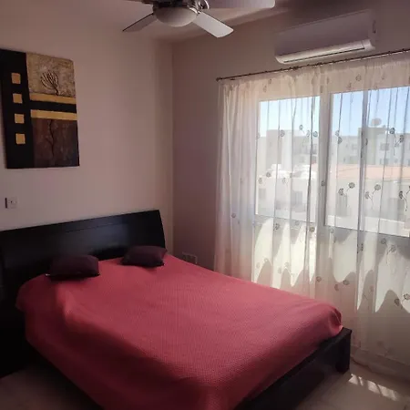 Cosy Seaview Two Bedroom Aparment Tombs Of The Kings Apartment *